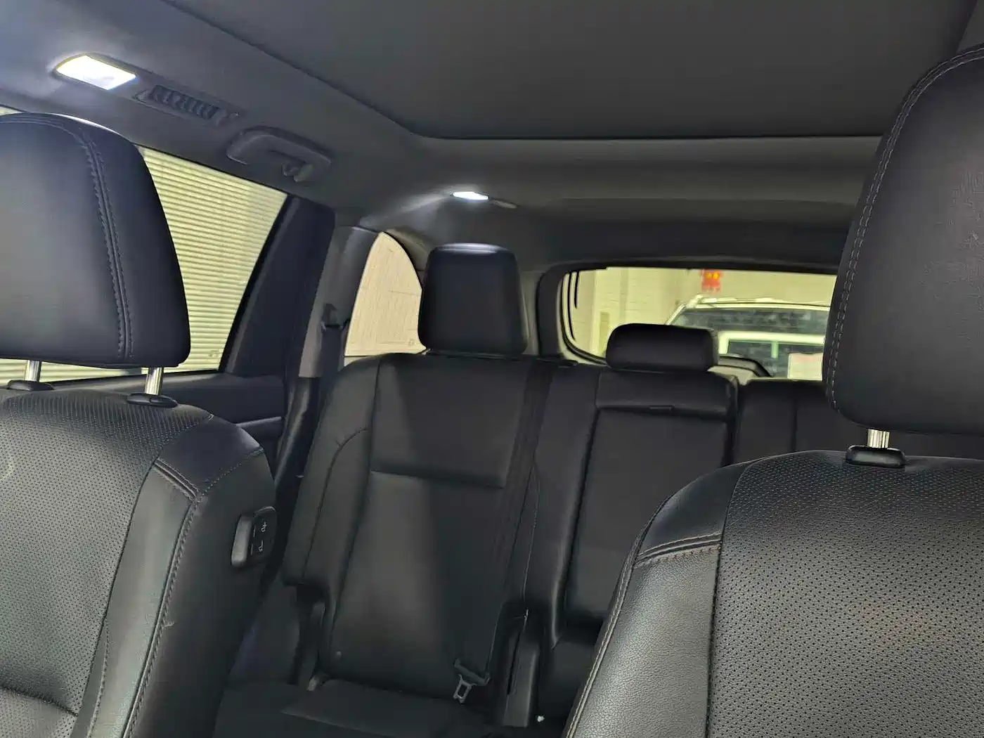 Toyota Highlander 2018 2.0T 4WD Premium 7-seater China VI фото 16