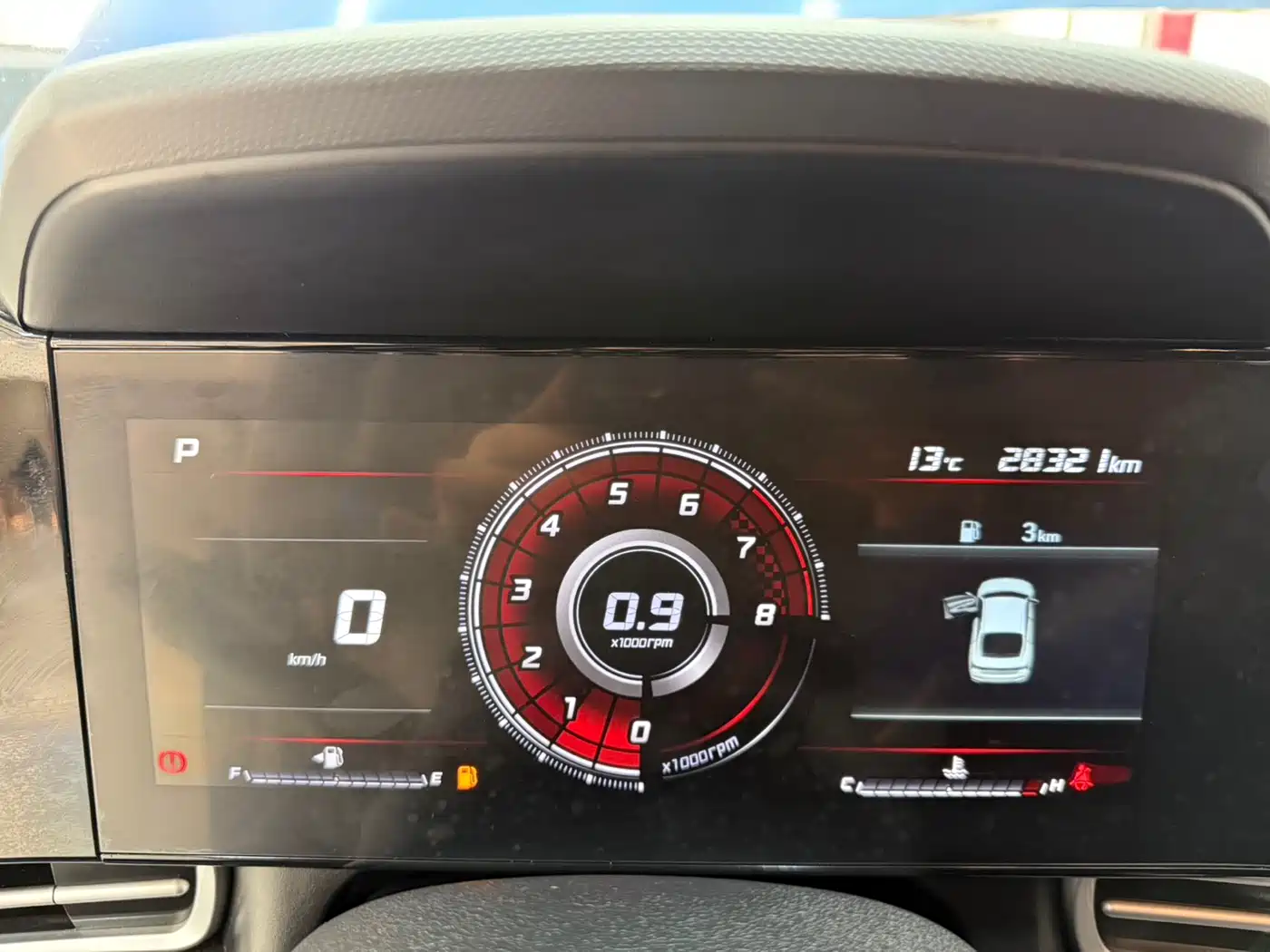 Hyundai Elantra 2022 1.5L CVT LUX Premium Edition фото 10