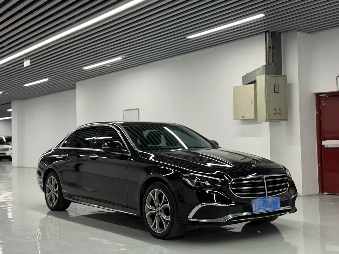  E CLASS