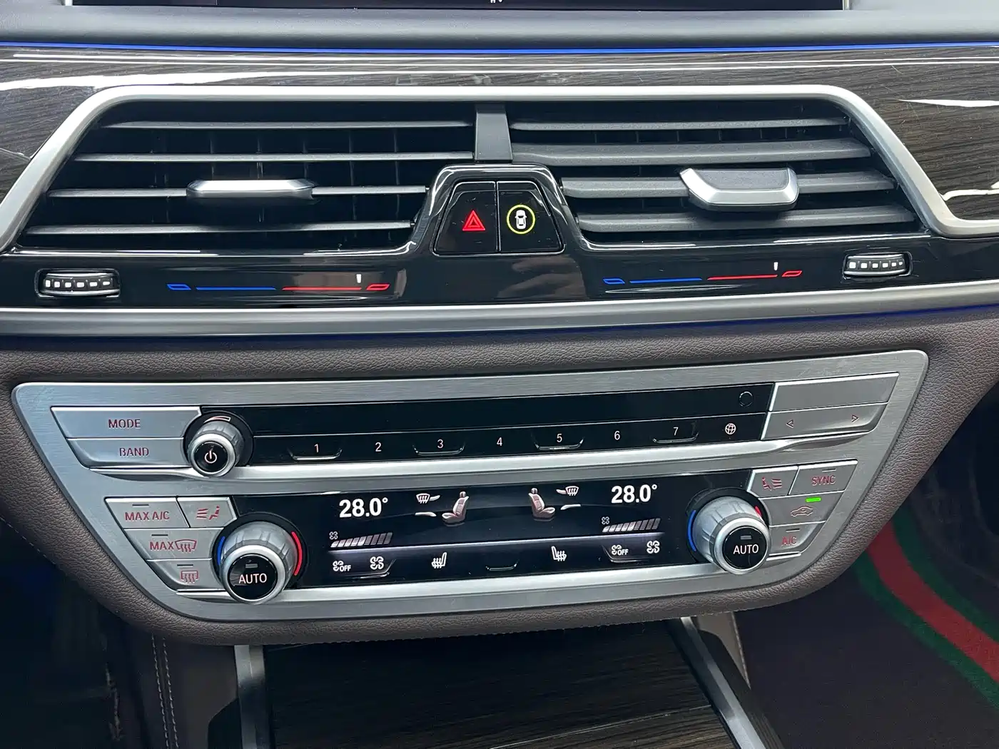 BMW 7 Series 2019 Facelift 730Li Luxury Package фото 13