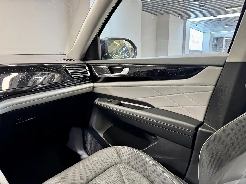 Volkswagen Teramont 2024 380TSI 4WD Prestige Flagship Edition фото 27