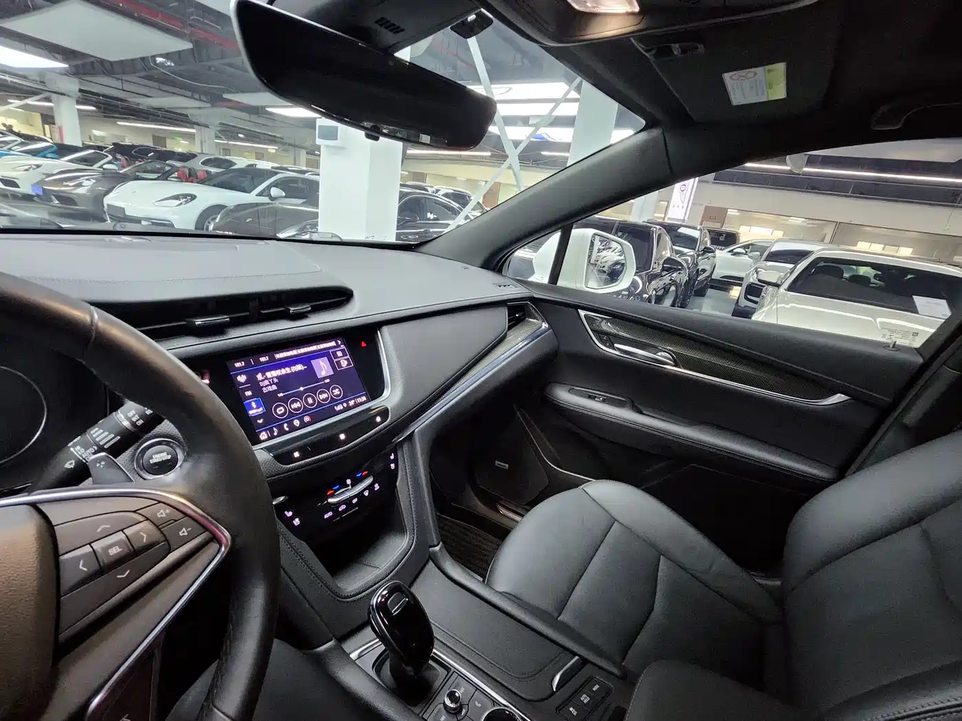 CADILLAC XT5