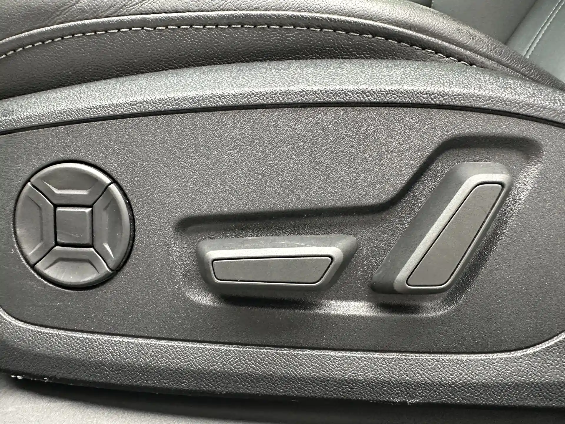 Фото 12 - Audi A3