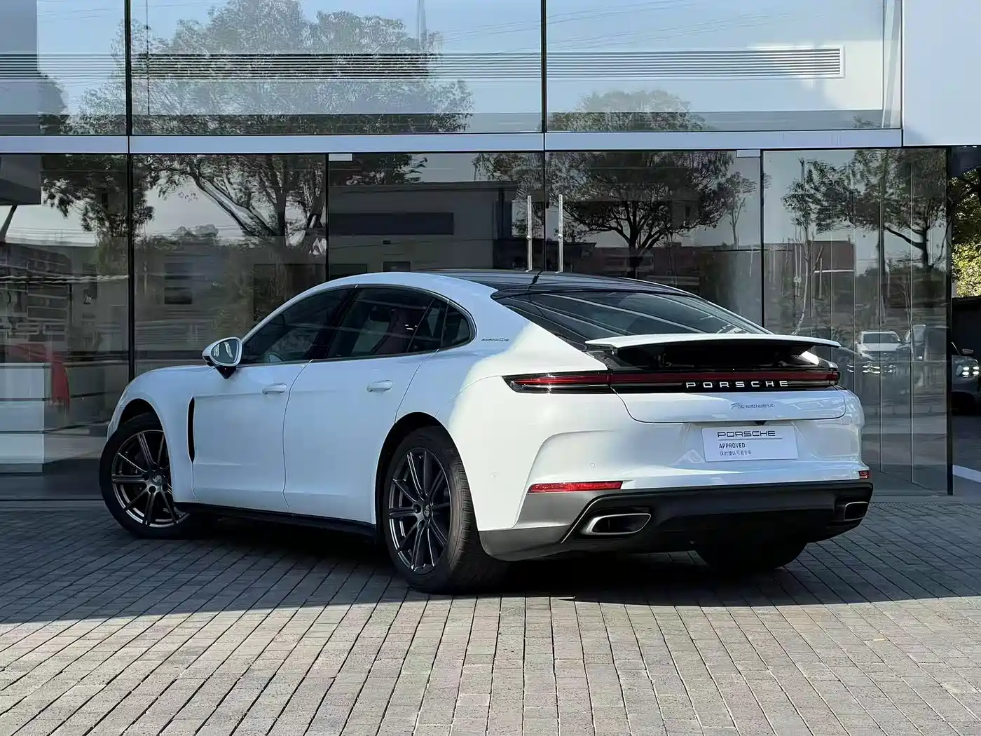 Porsche Panamera 2024 Panamera Executive Long Wheelbase 2.9T фото 3