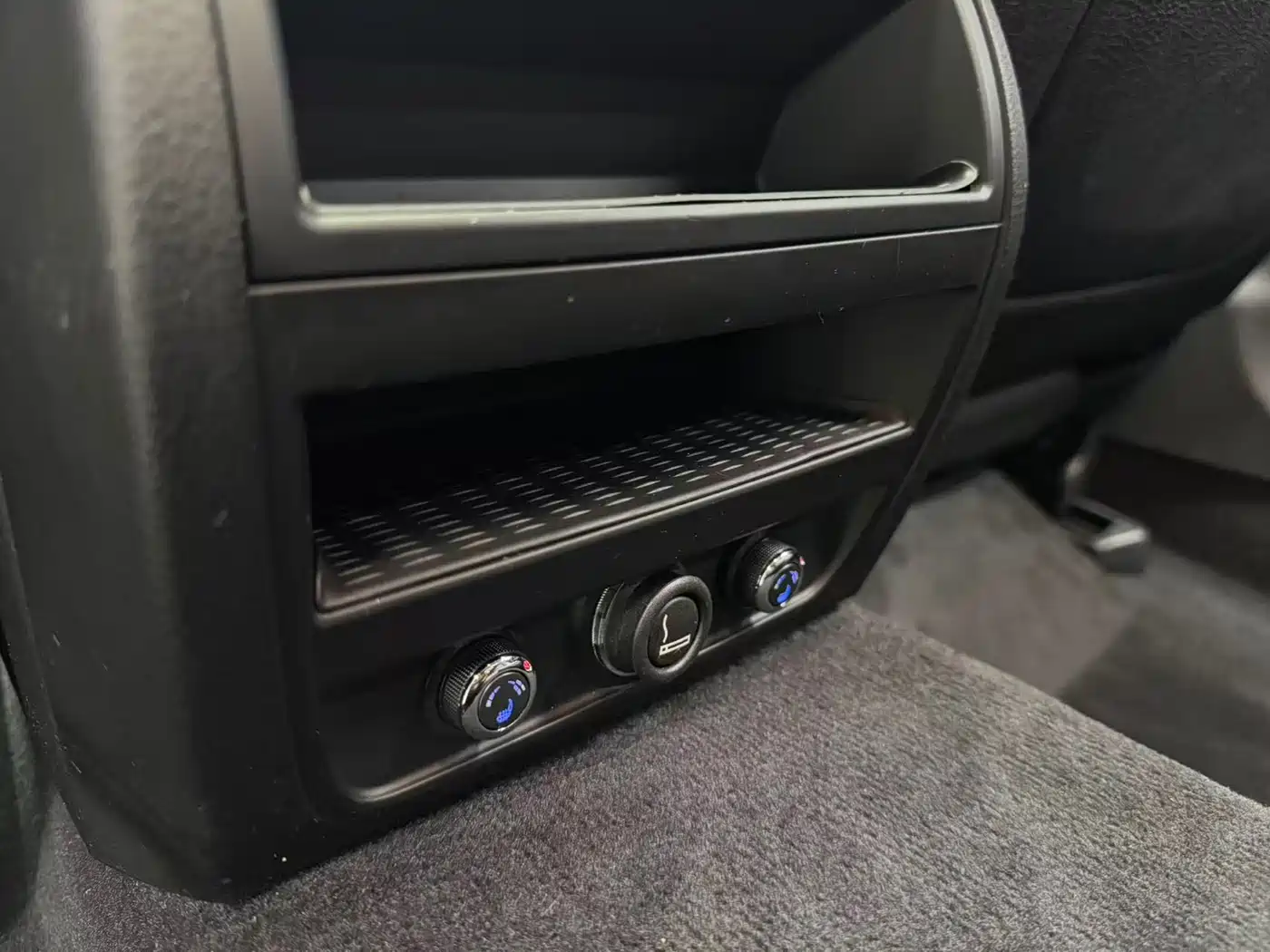 BMW 5 Series 2013 520Li Elegance фото 13