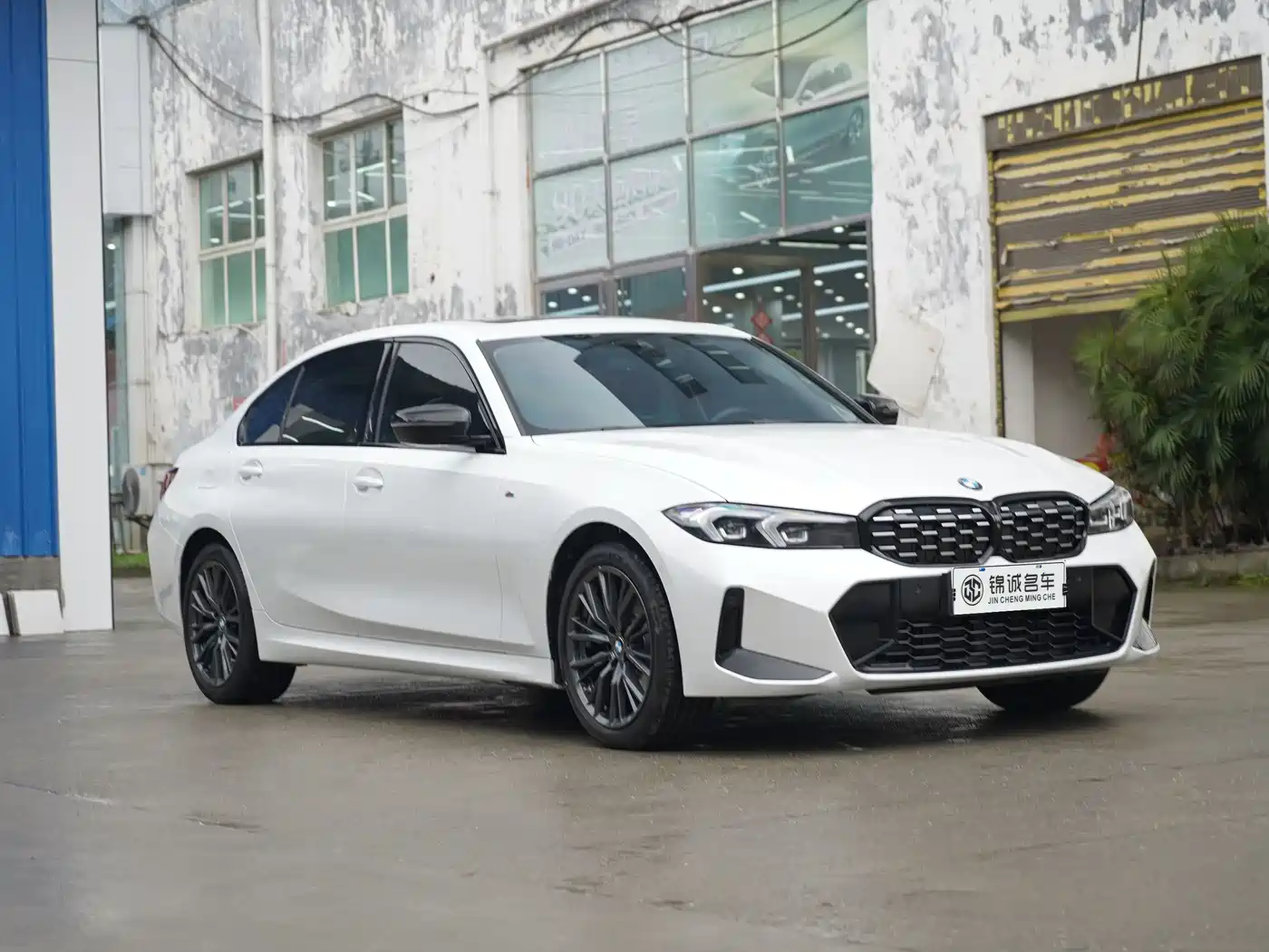 BMW 3 Series 2024 325Li M Sport Shadowline Package фото 3