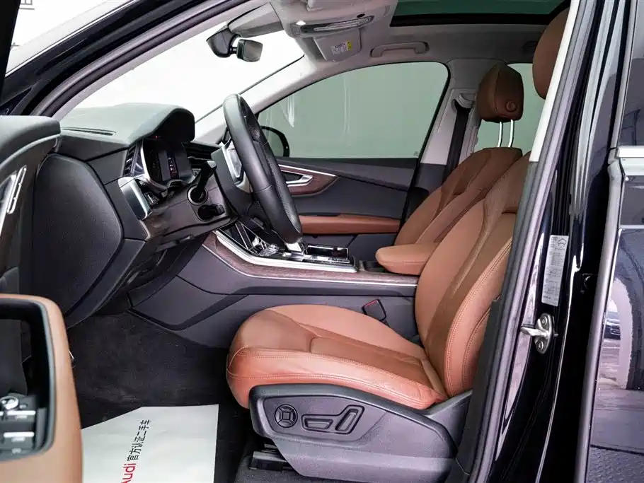 Audi Q7 2021 55 TFSI quattro S line Sport фото 6