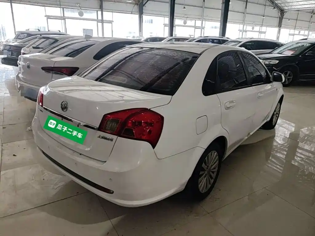 Photo 7 - Buick Excelle