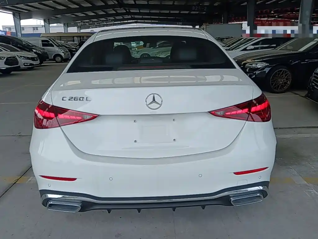 Photo 6 - Mercedes-Benz C-Class