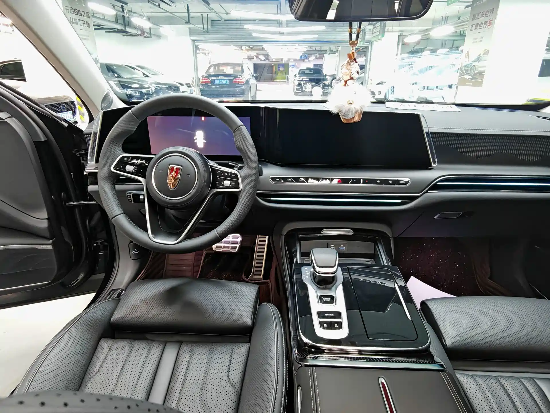 Фото 10 - Hongqi H9