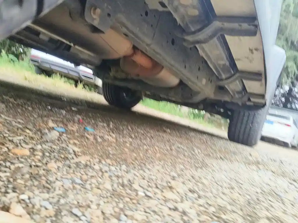 Photo 8 - Tank 300