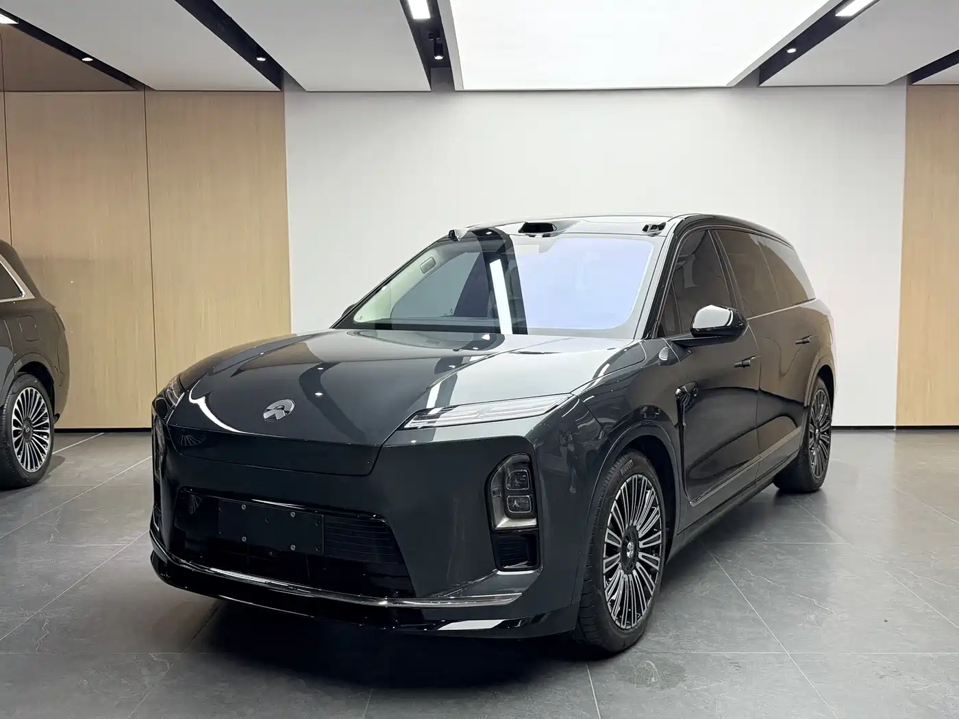 NIO NIO ES8 2025 Model 6-Seat Executive Luxury Edition