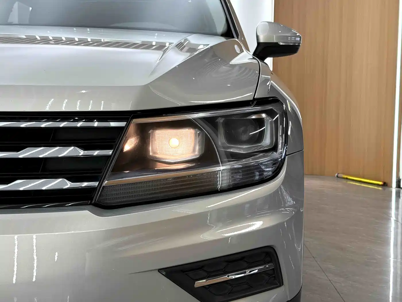 Volkswagen Tiguan L 2018 330TSI Automatic 2WD Luxury Edition фото 13