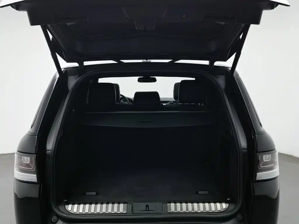 Фото 16 - Land Rover Range Rover Sport