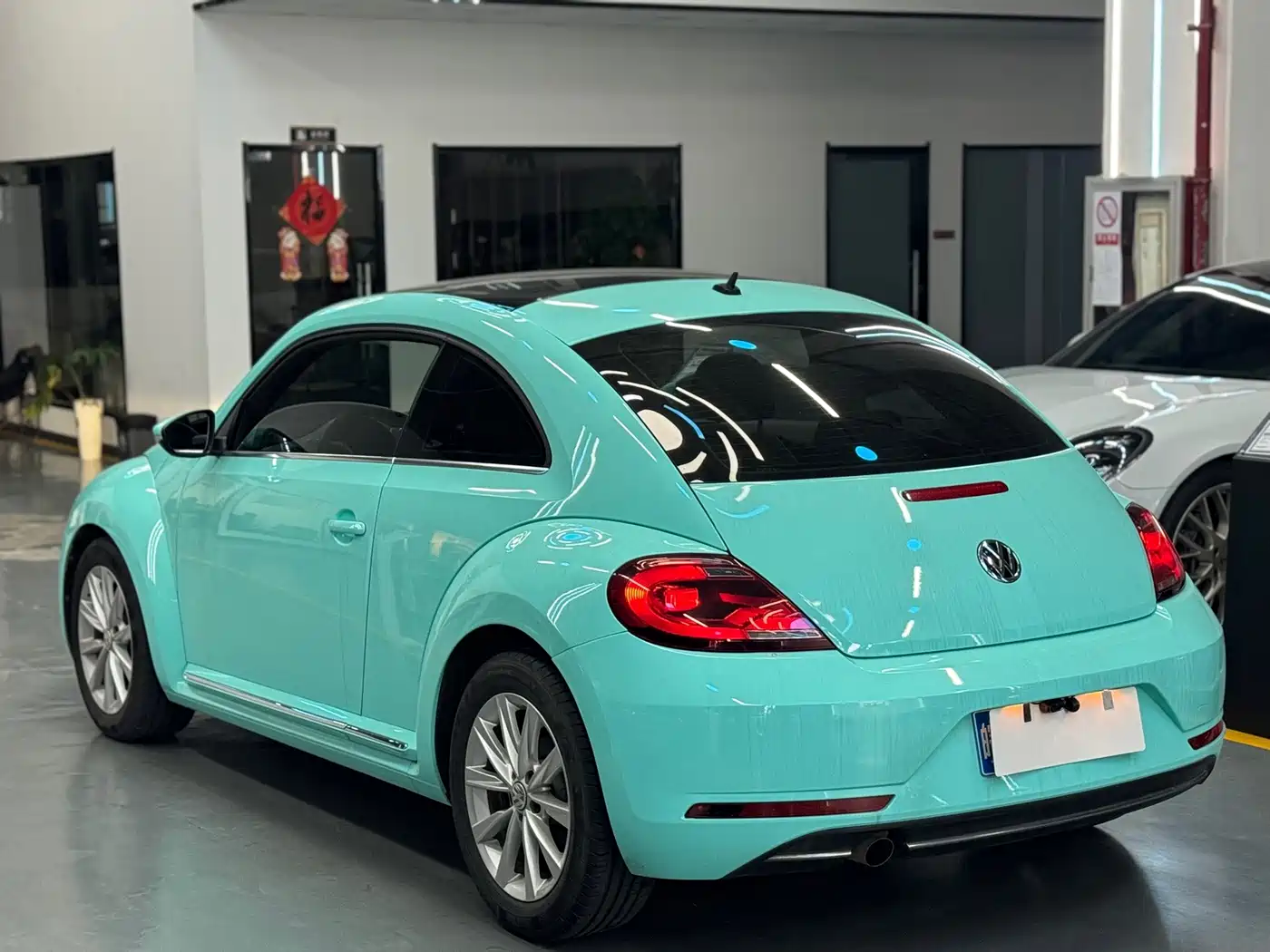 Volkswagen Beetle 2020 2018 180TSI Trend Joy Edition