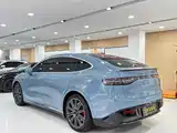 صورة 9 - Zhijie Luxeed R7
