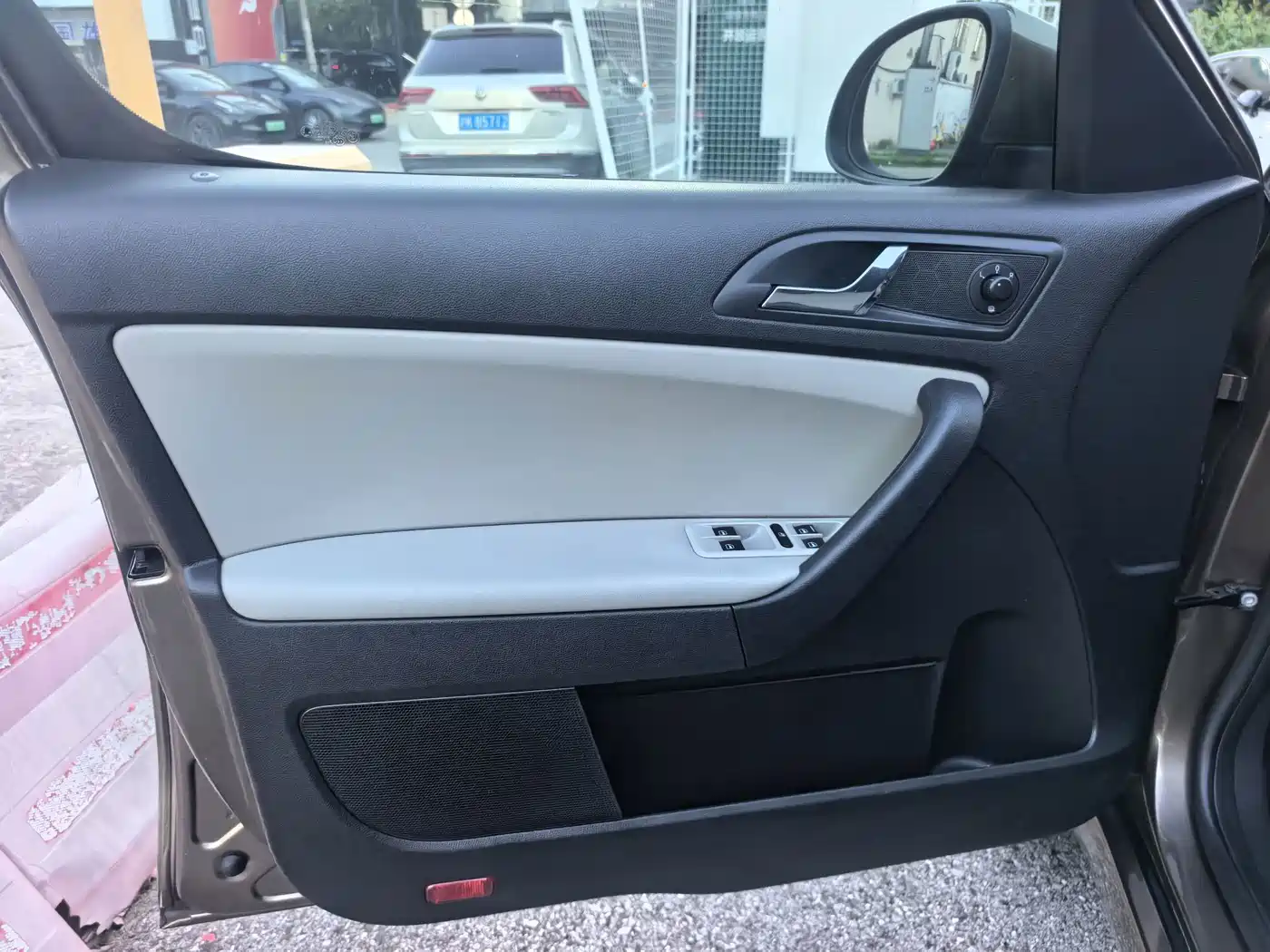 Škoda Yeti 2016 2016 1.4TSI DSG Pioneer Edition