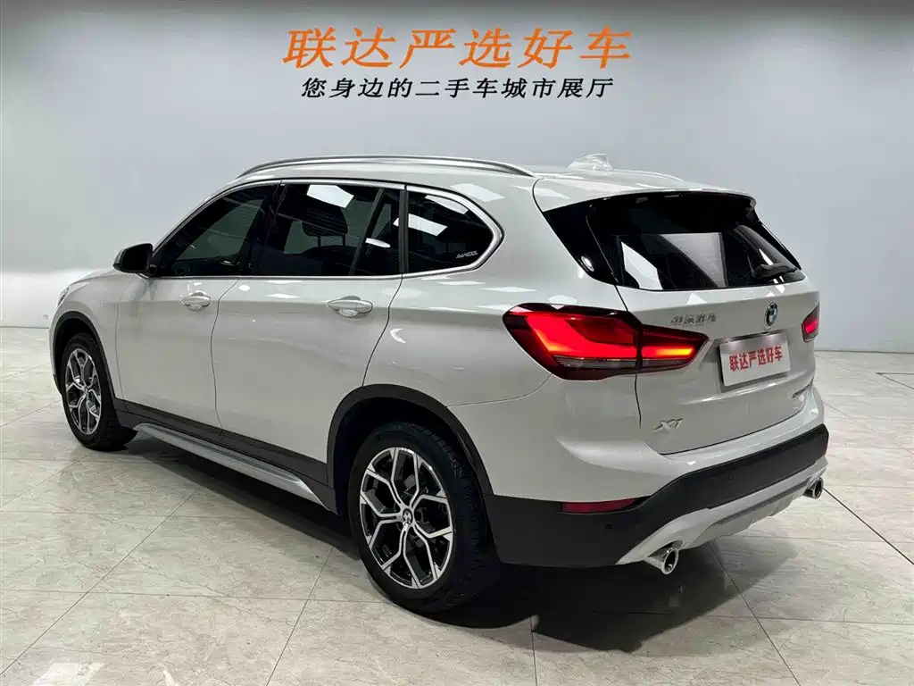 BMW X1 2022 sDrive20Li Fashion фото 23