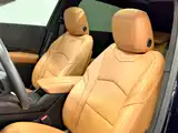 Фото 17 - Cadillac XT4