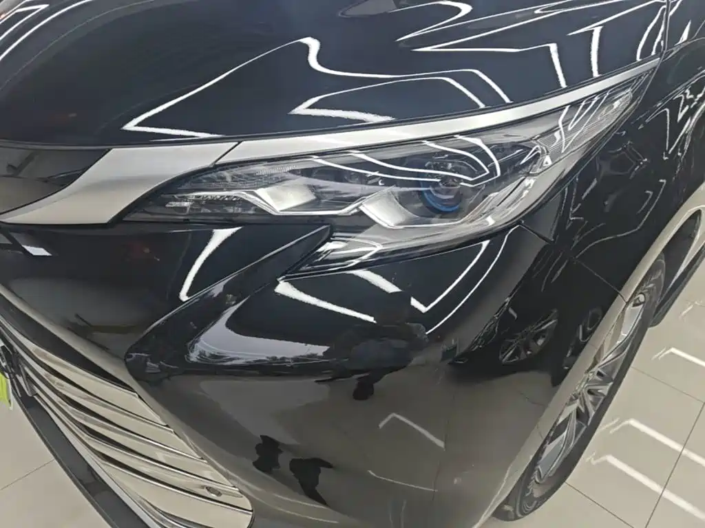 Toyota Sienna 2026 2026 2.5L Hybrid AWD Premium Edition