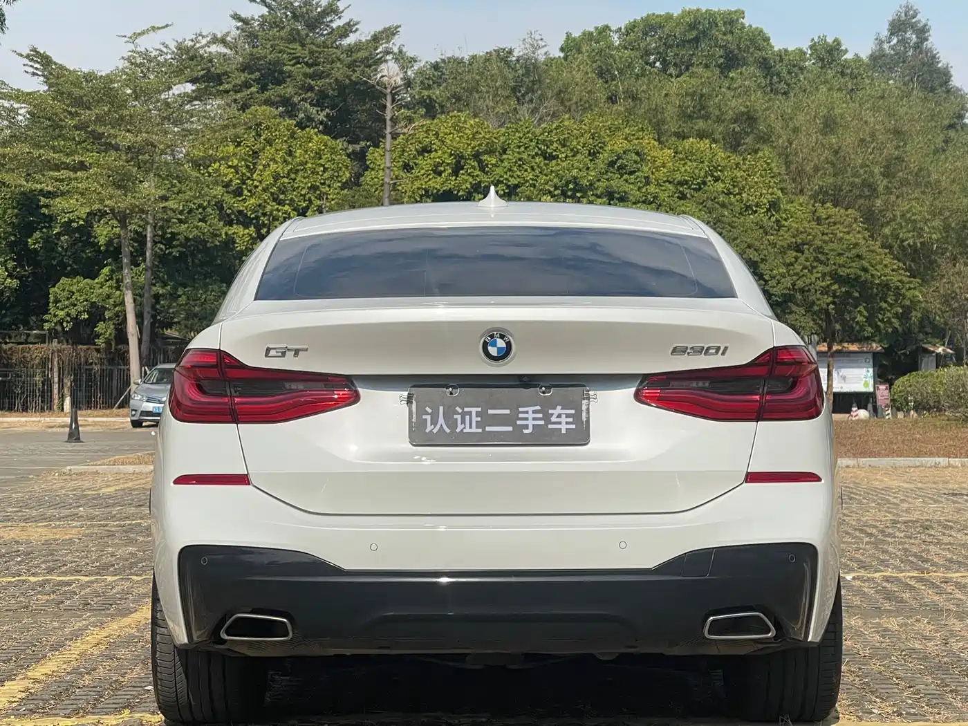 BMW 6 Series GT 2020 630i M Sport Package фото 7