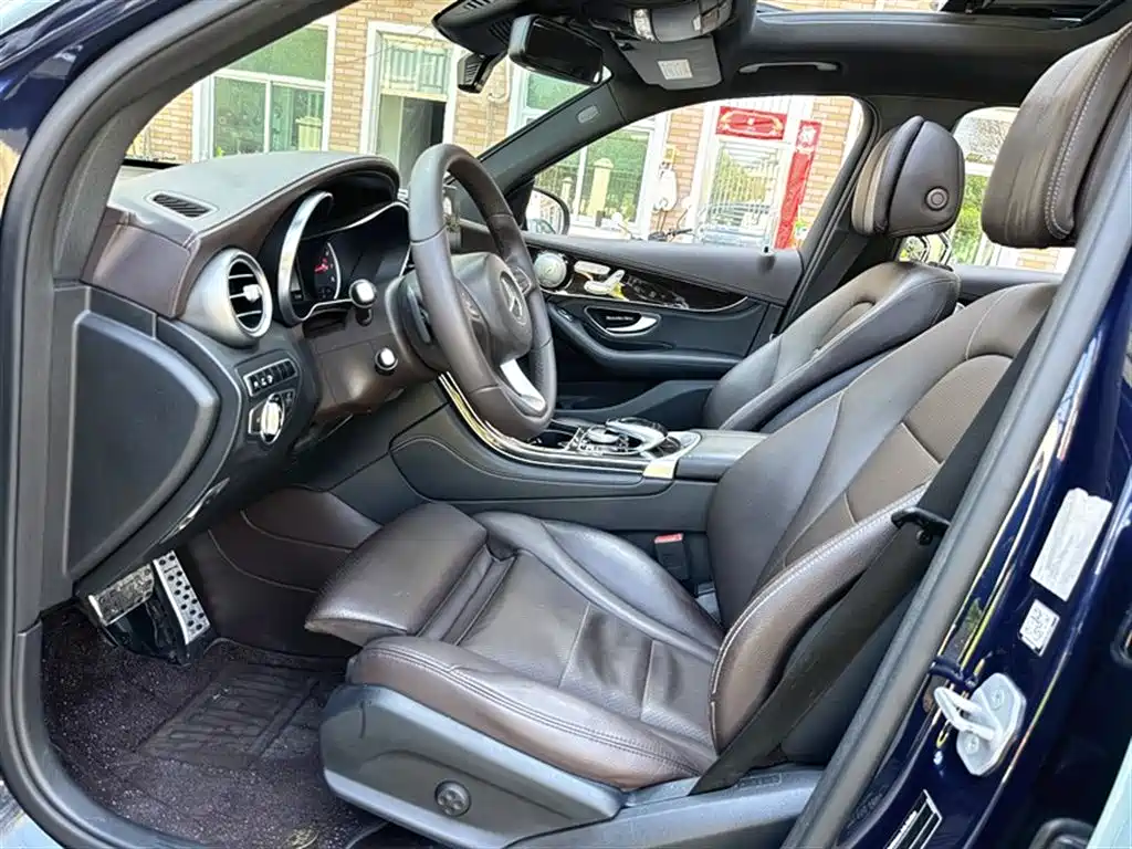 Mercedes-Benz GLC 2016 GLC 260 4MATIC Luxury фото 9