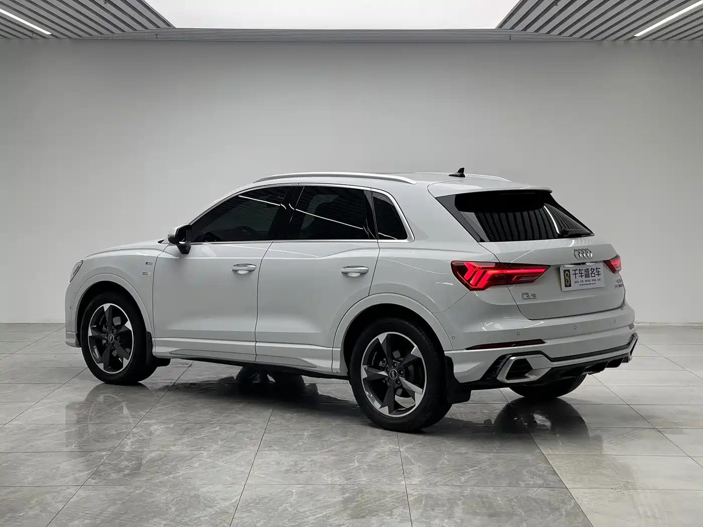 Audi Q3 2024 35 TFSI Fashion Sport фото 4