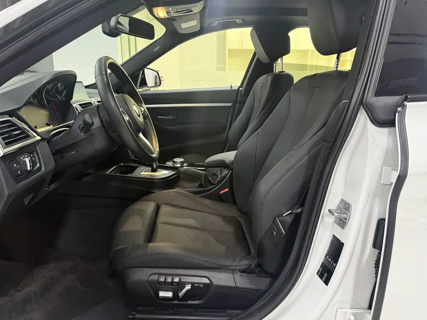 BMW 3 Series GT 2021 2020 320i M Sport Package