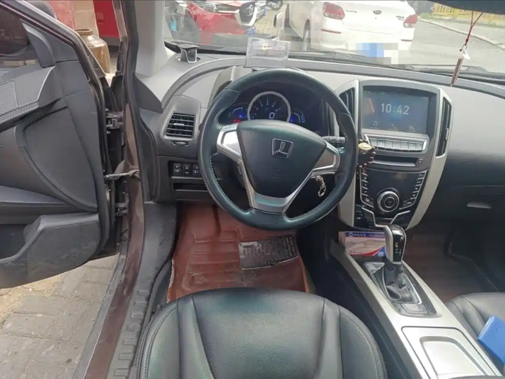 Luxgen U6 SUV 2016 2015 1.8T Fashion Edition