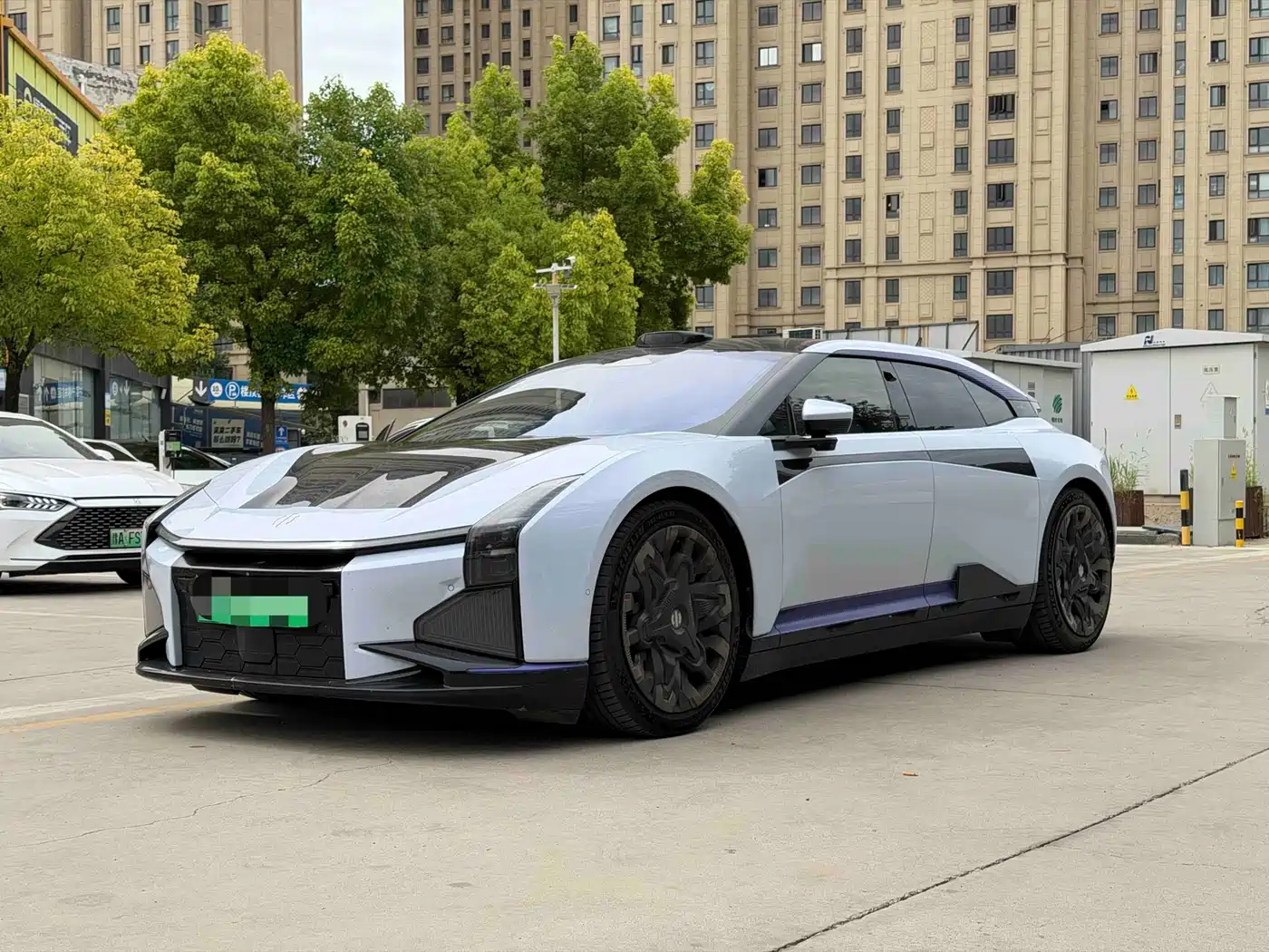 HiPhi Z 2023 4-Seater Edition