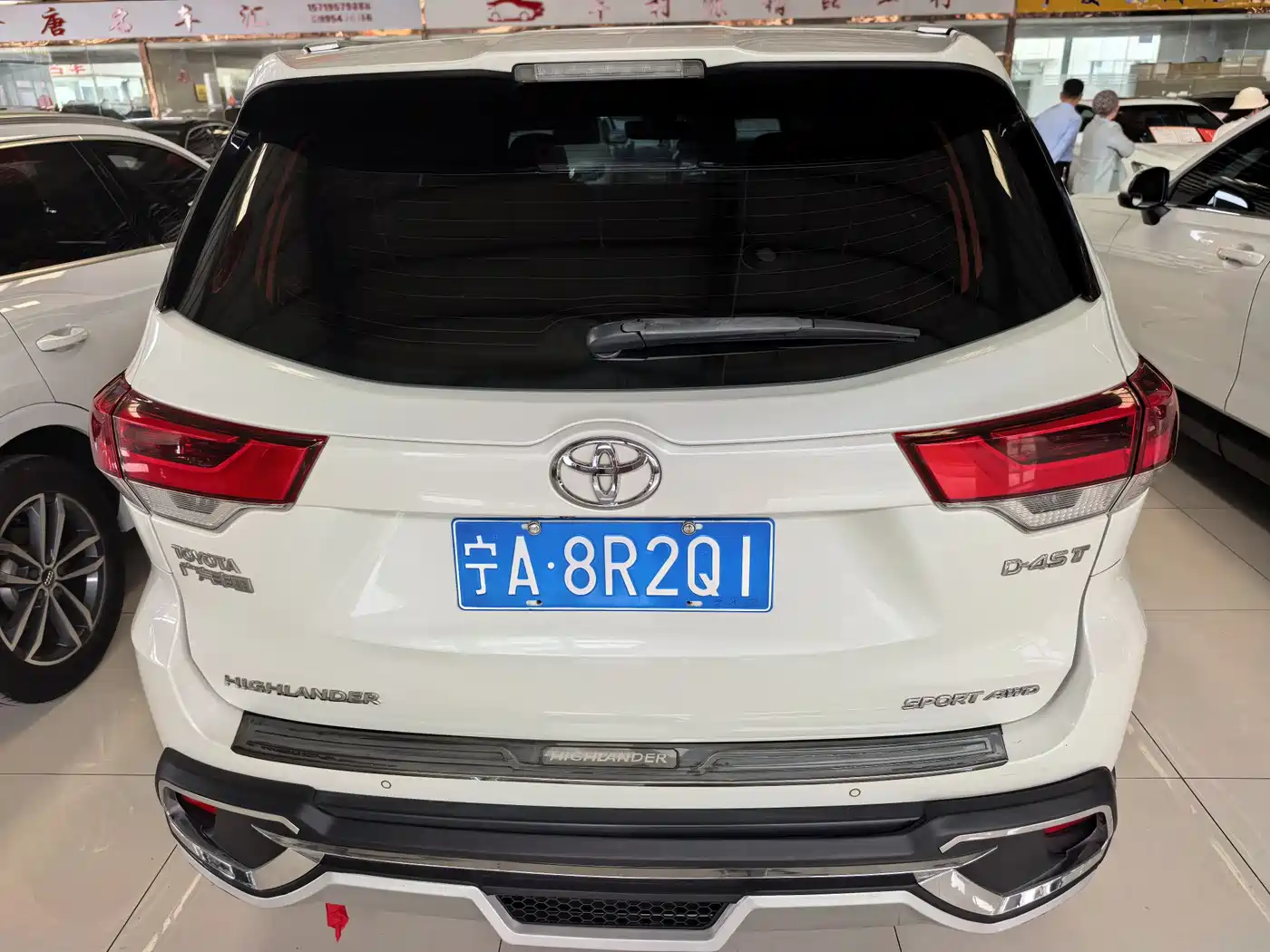 Toyota Highlander 2018 2.0T 4WD Luxury 7-seater (China V) фото 4
