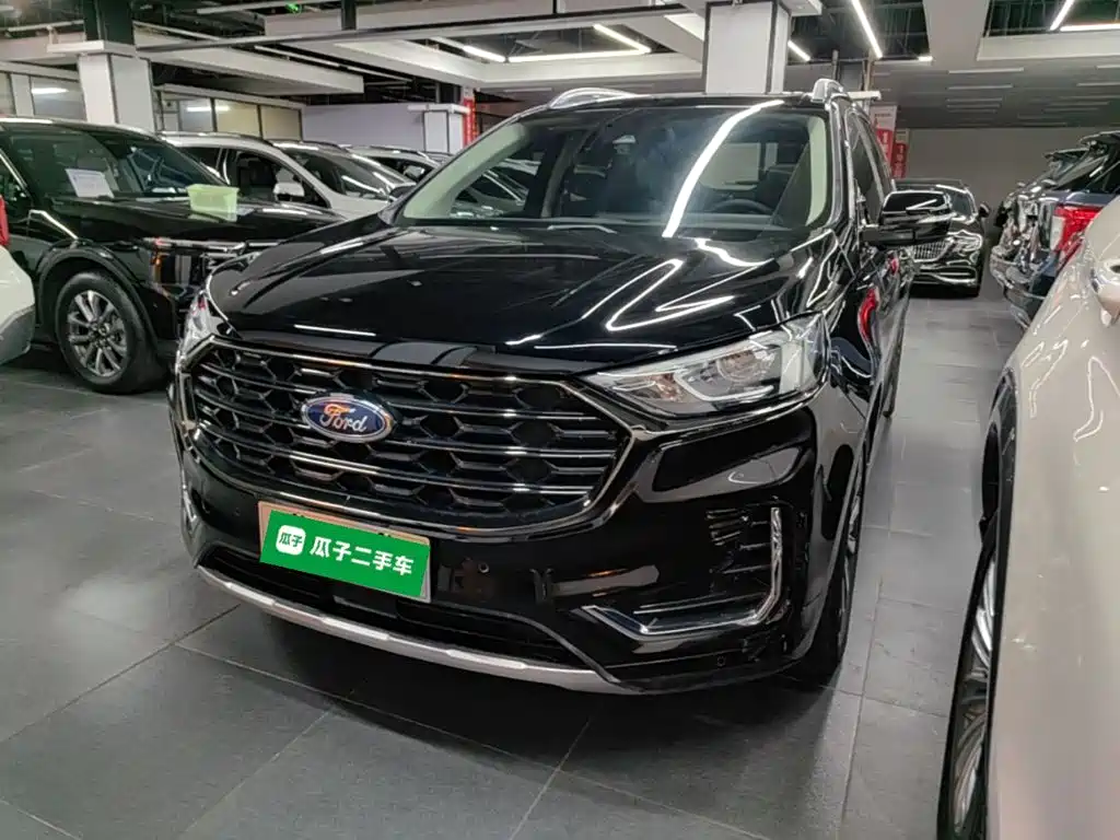 Ford Edge 2022 2021 PLUS EcoBoost 245 FWD Luxury Sharp 7-seater