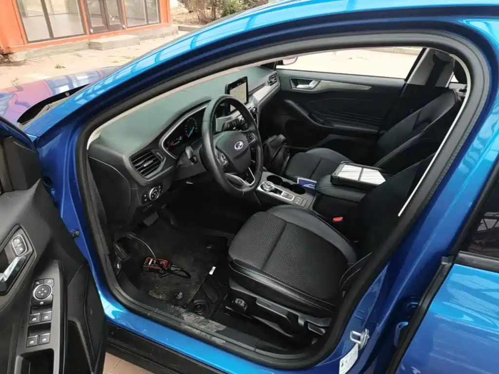 Photo 15 - Ford Focus