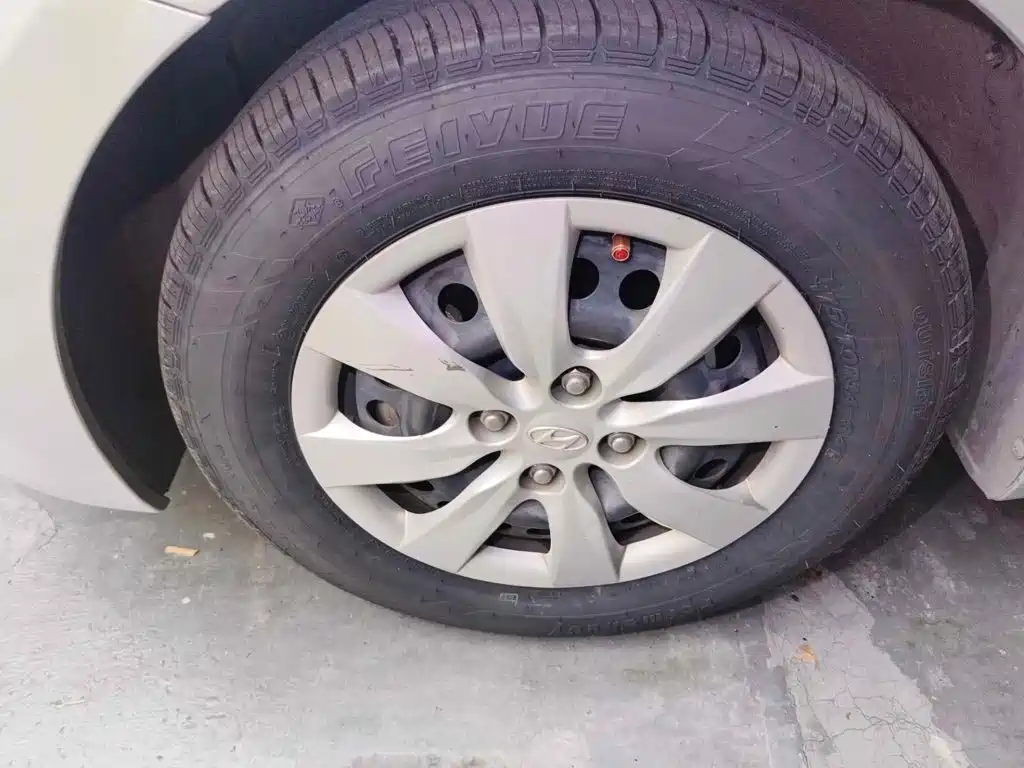 صورة 7 - Hyundai Verna