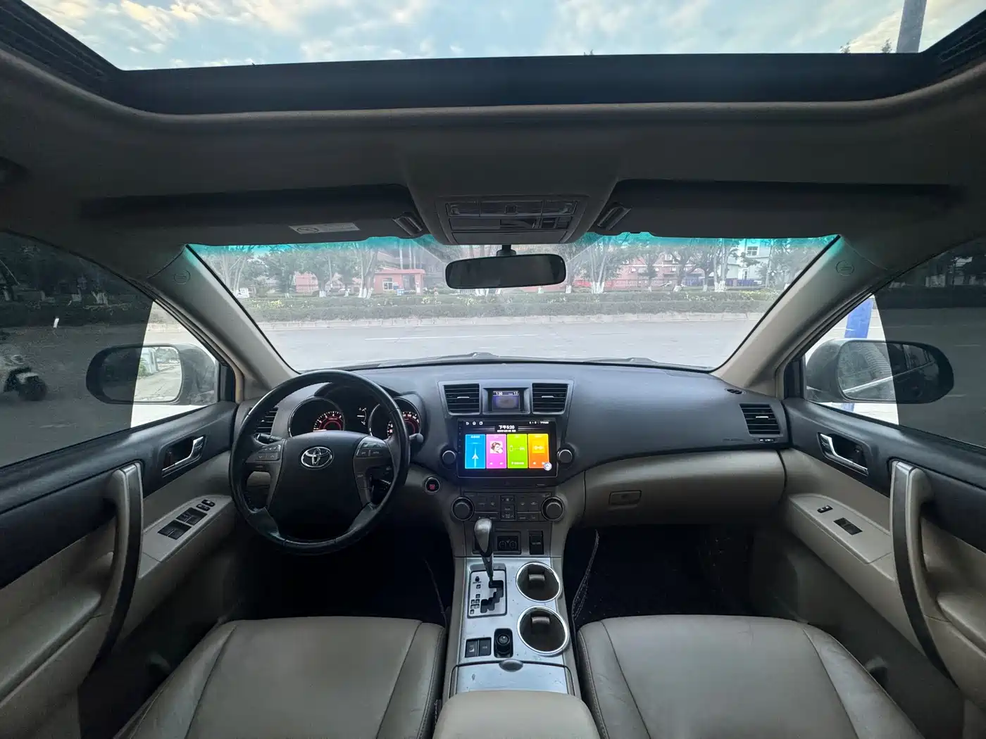 Toyota Highlander 2009 3.5L 4WD 7-seater Luxury Edition фото 10