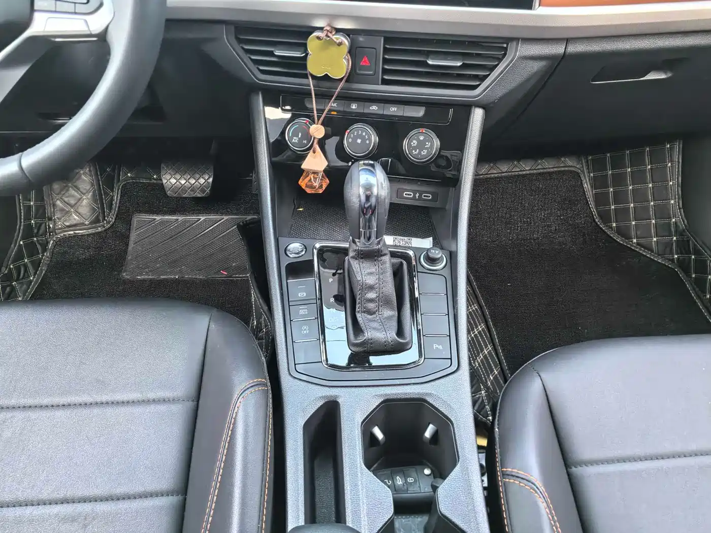 Volkswagen Bora 2023 200TSI DSG Yuexing PRO Edition фото 12