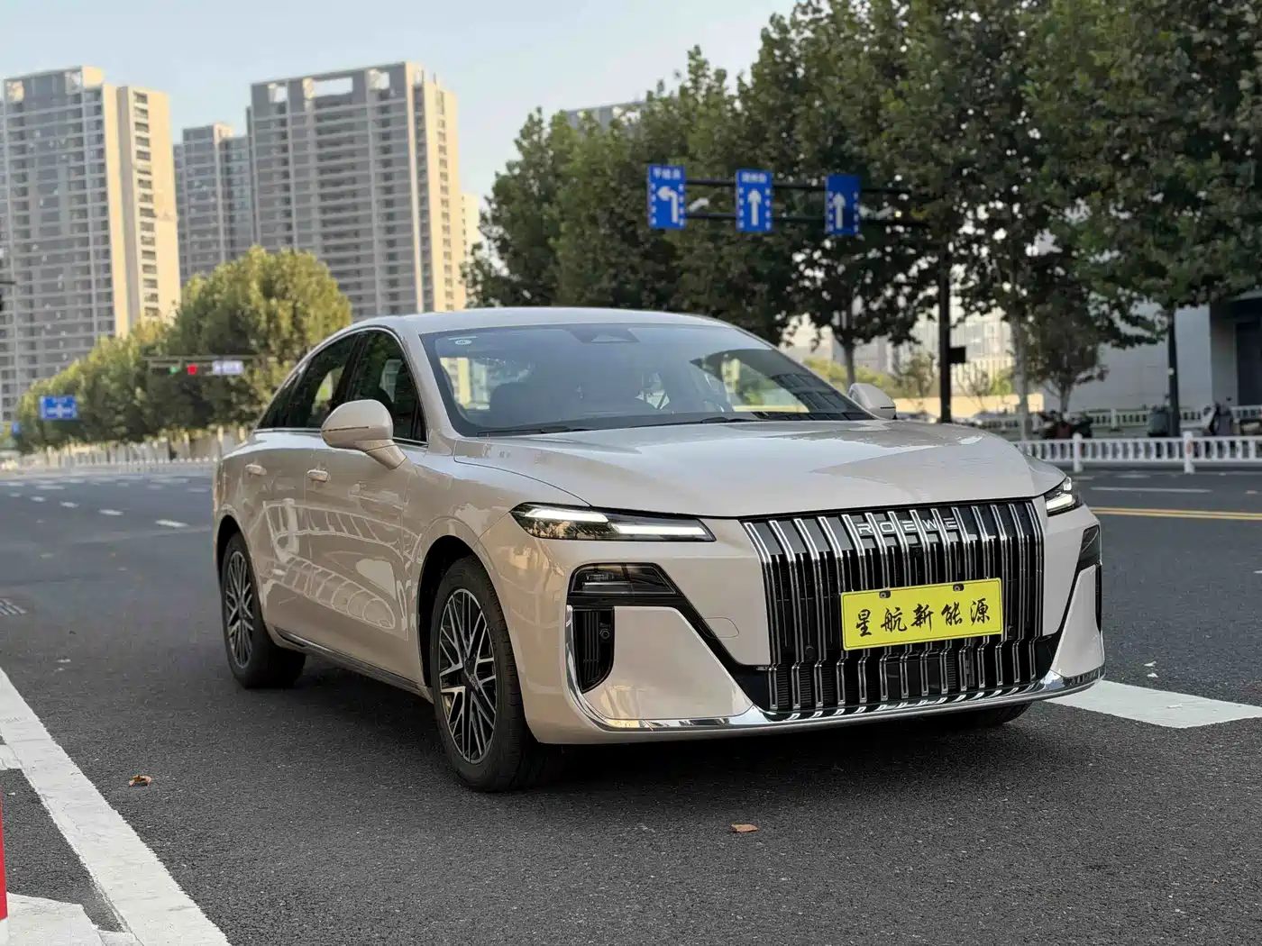 Roewe M7 DMH 2026 2025 1.5T 115km Mid-range