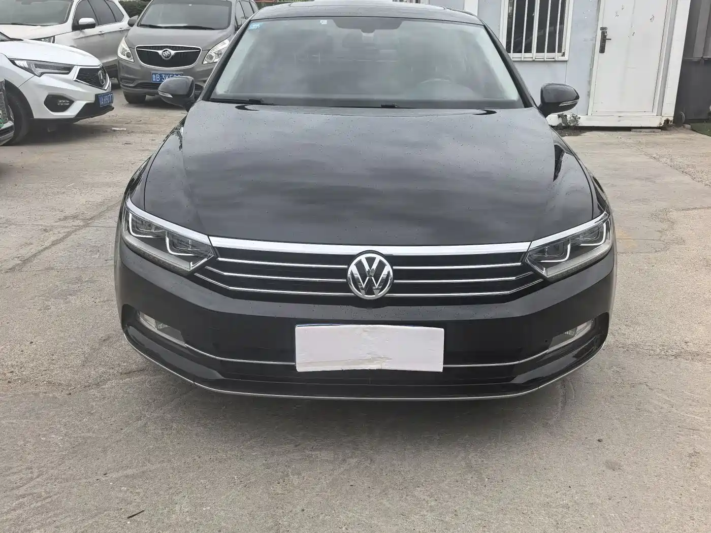 Volkswagen Magotan 2019 330TSI DSG Luxury Class China VI фото 2