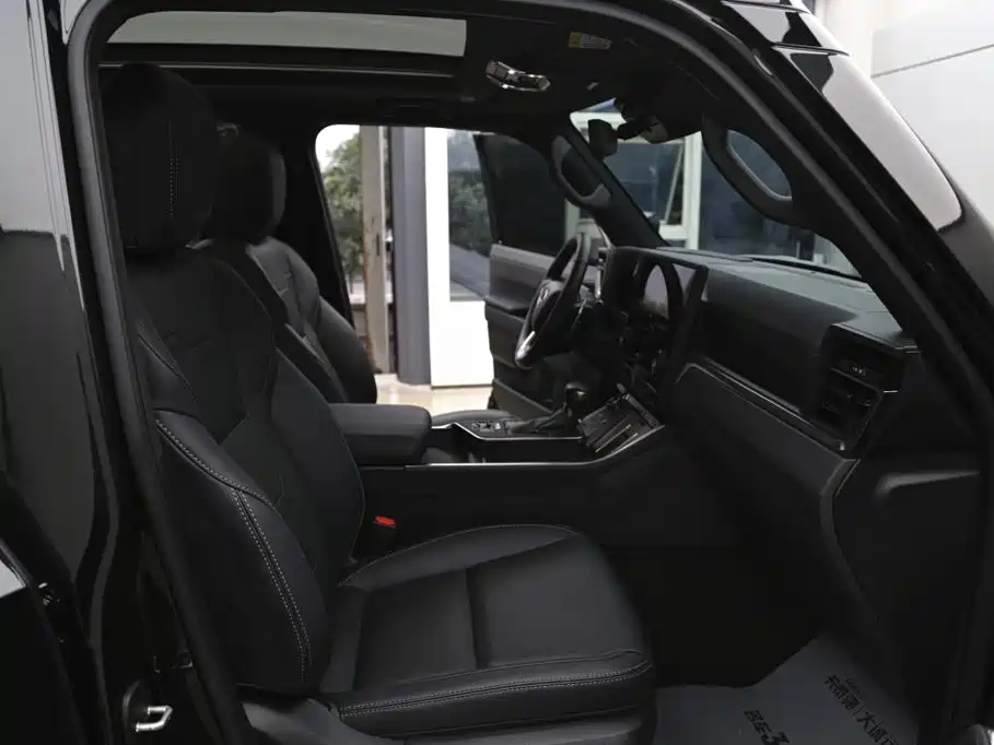 Фото 22 - Lexus GX