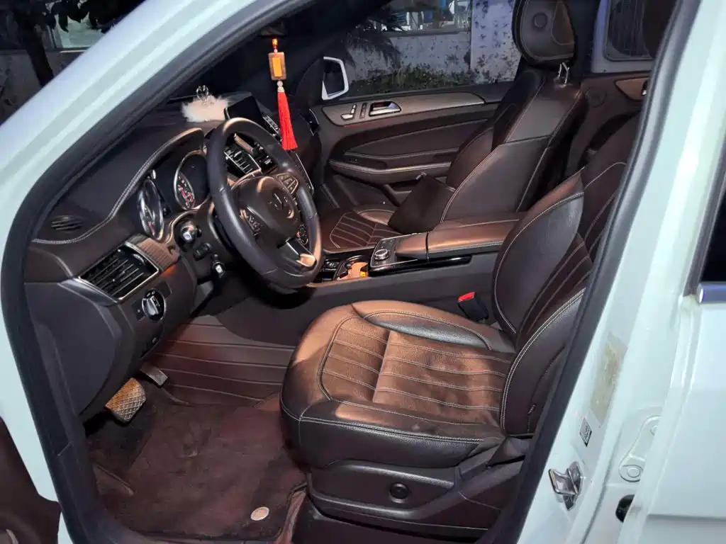 Фото 4 - Mercedes-Benz GLE