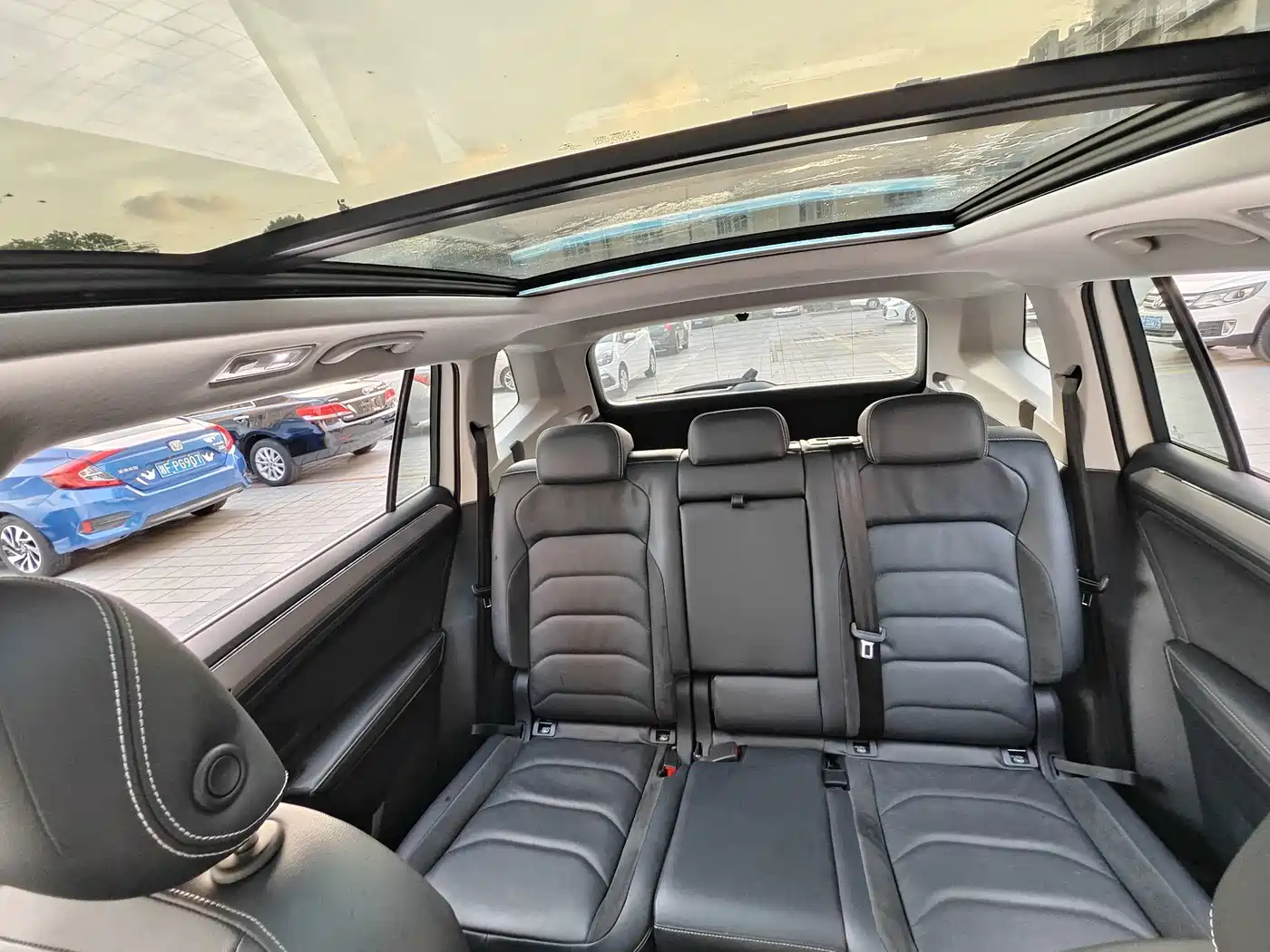Фото 20 - Volkswagen Tiguan L