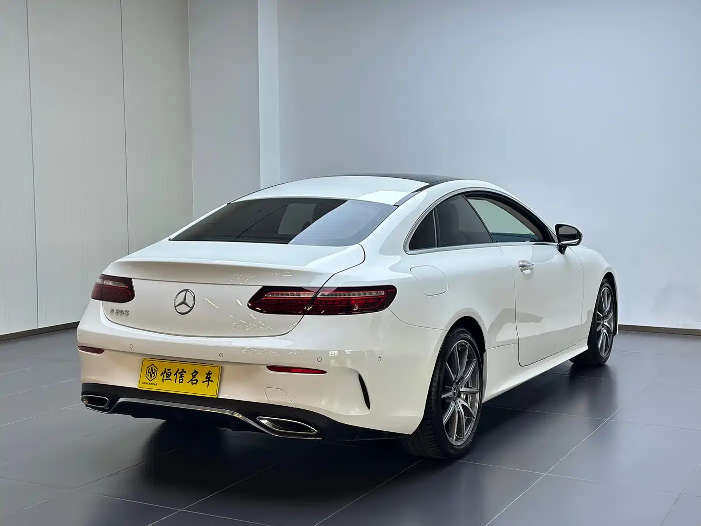 Mercedes-Benz E-Class (Import) 2023 E 260 Coupe фото 6