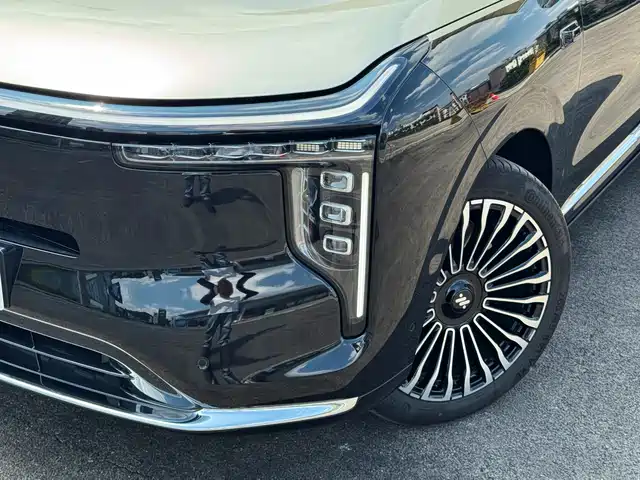 IM Motors IM LS9 2026 Model 52kWh Base Version — фото 4