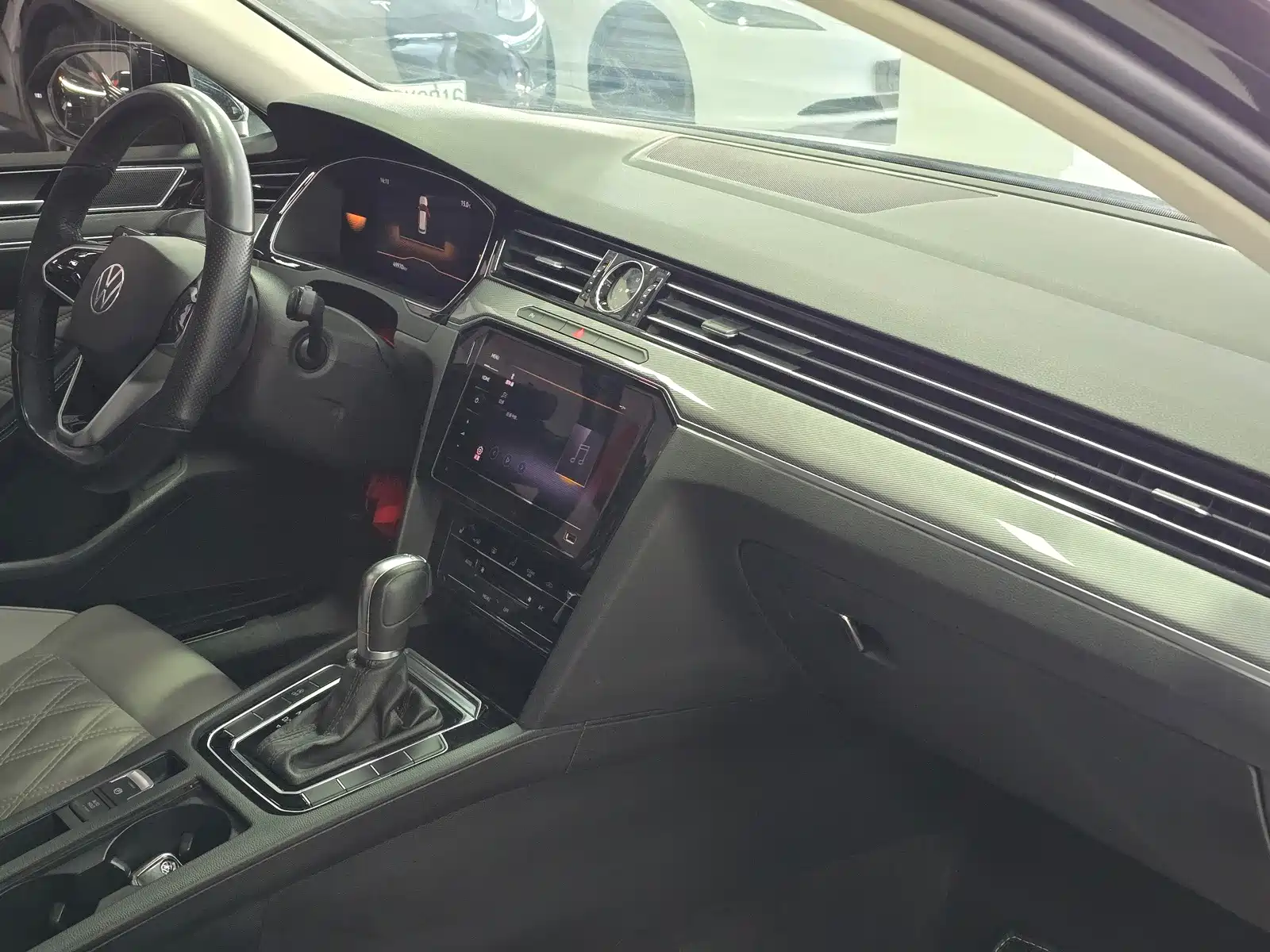Photo 12 - Volkswagen Magotan