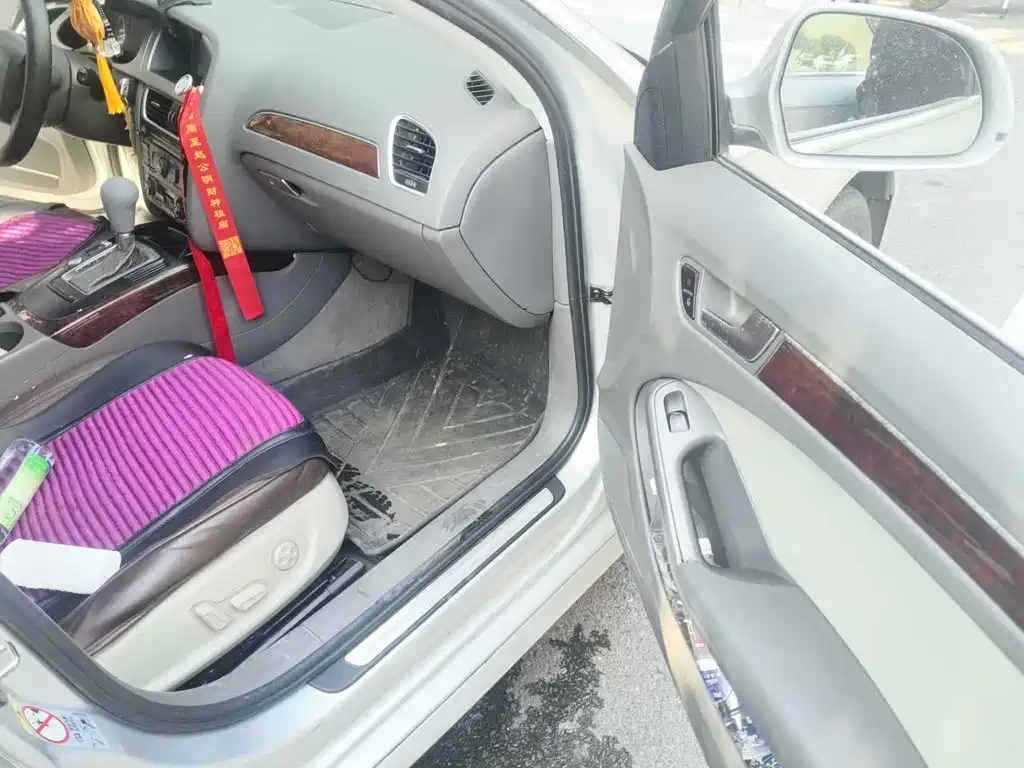 Photo 12 - Audi A4L