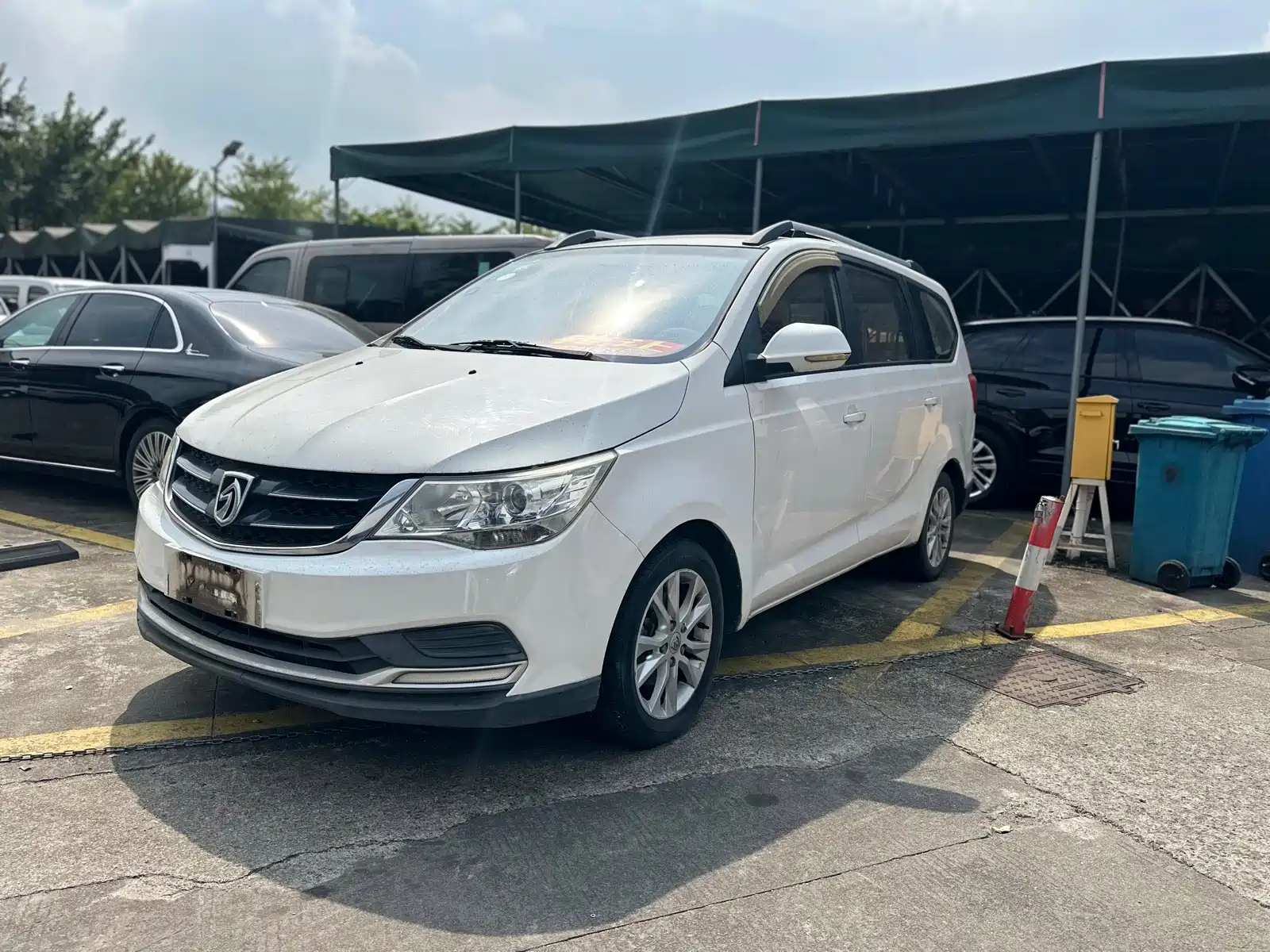 Фото 3 - Baojun 730