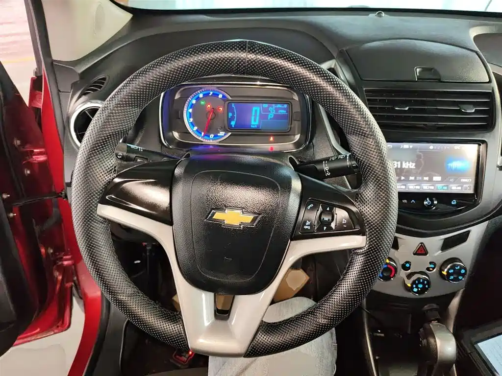 Chevrolet Trax 2014 1.4T Automatic 2WD Luxury фото 7