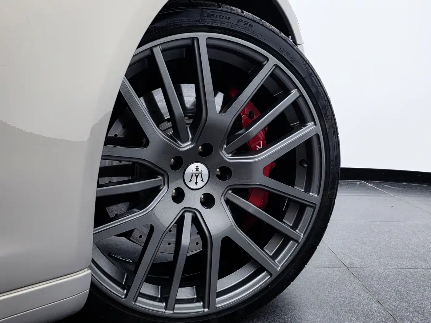 Maserati Quattroporte 2013 3.8T Standard фото 5