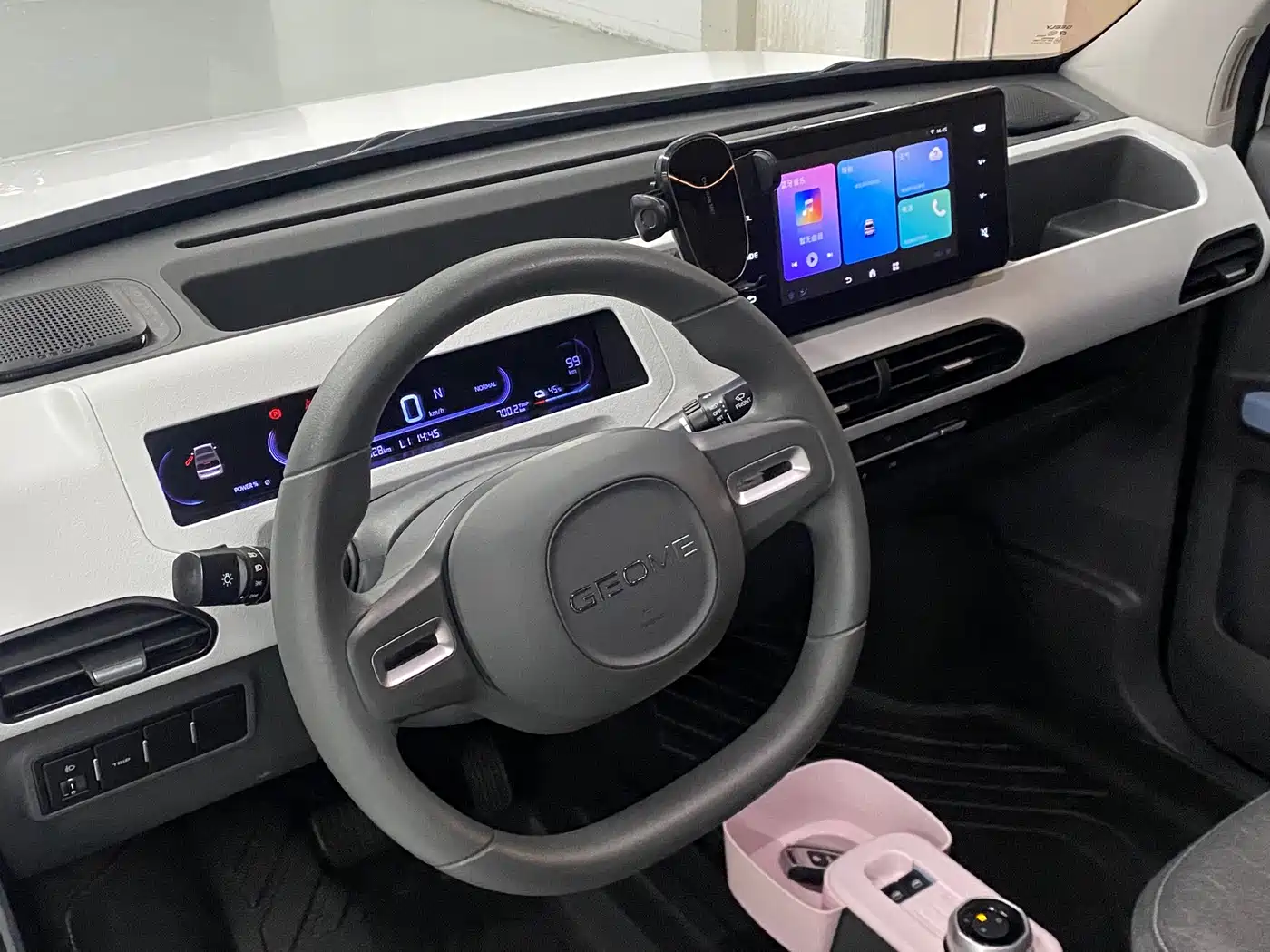Фото 6 - Geely Galaxy Panda