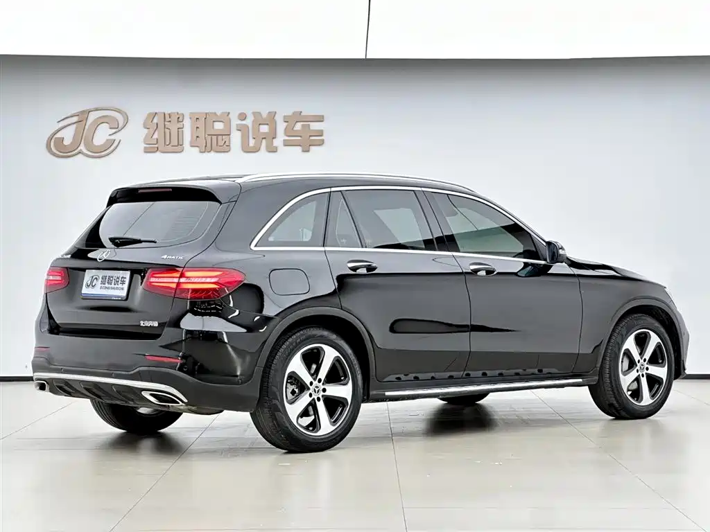 Mercedes-Benz GLC 2019 GLC 260 4MATIC Luxury фото 5